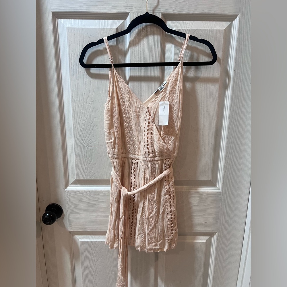 American Eagle Outfitters Light Pink Lace Romper